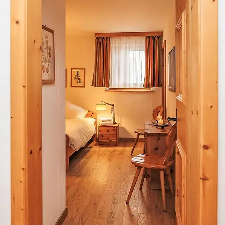 Apartment Chesa Dal Luf B5 By Interhome