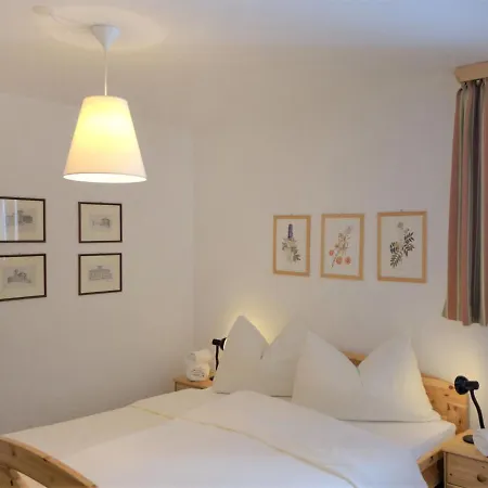 아파트 Chesa Dal Luf B5 By Interhome 실파플라나